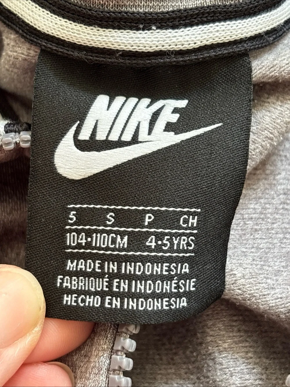 Nike Kids Full Zip Track Jacket White Logo Stripe Pockets Size 4-5 Years Gray